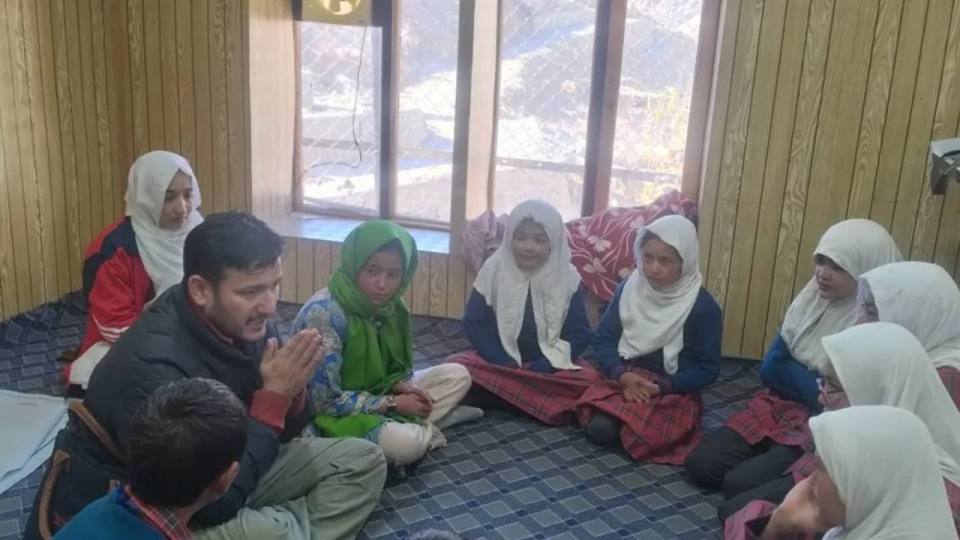 NSS volunteers of GDC Kargil led by Syed Mustafa Kamal (Convener NSS) interacting with students of Govt. Middle School, Hundurman.